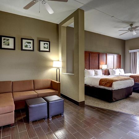 Comfort Suites Batesville Room photo