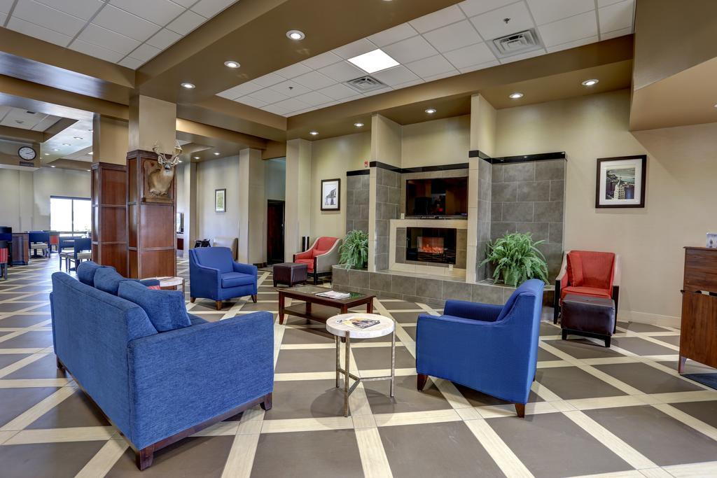 Comfort Suites Batesville Exterior photo