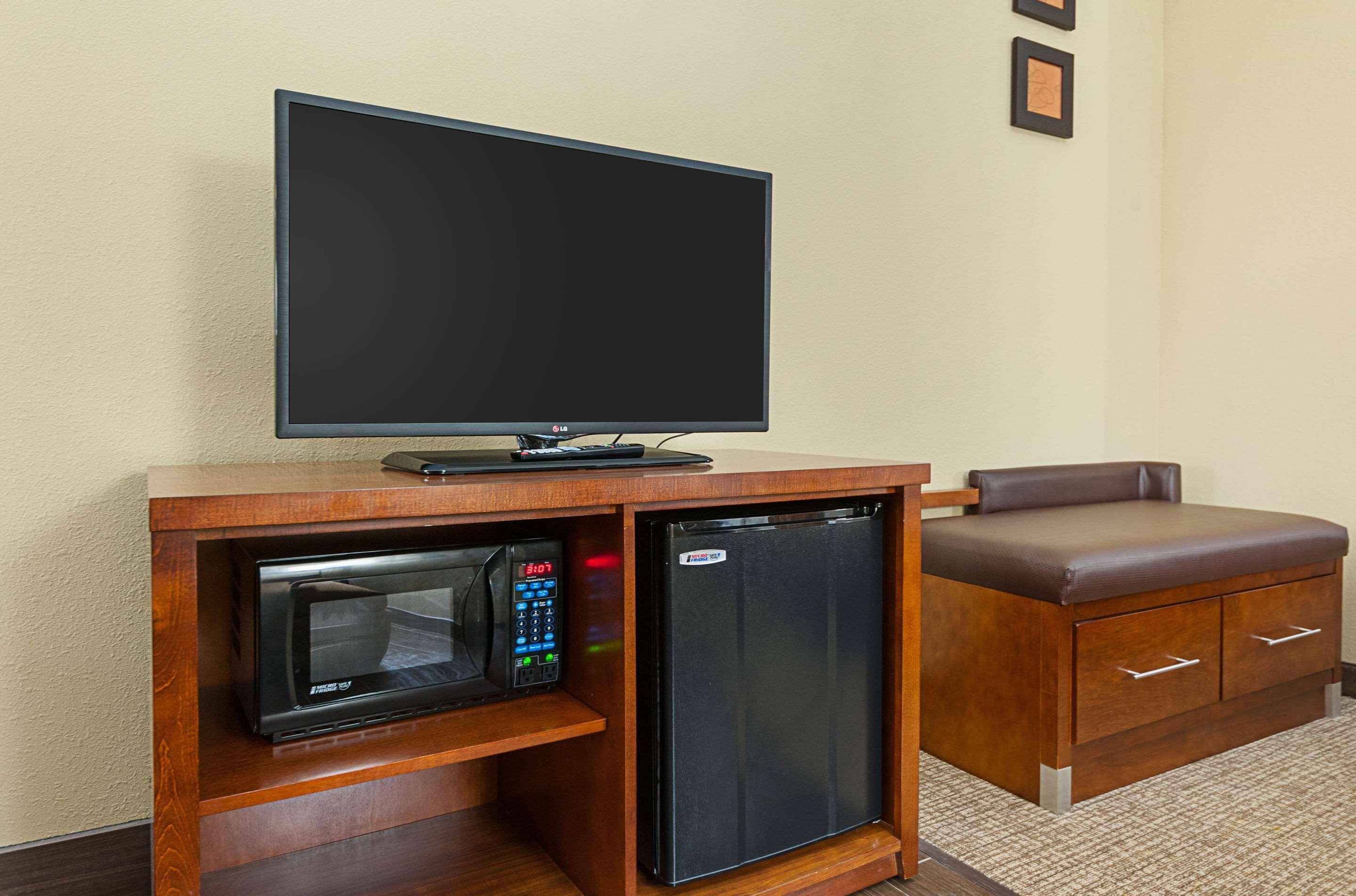 Comfort Suites Batesville Exterior photo