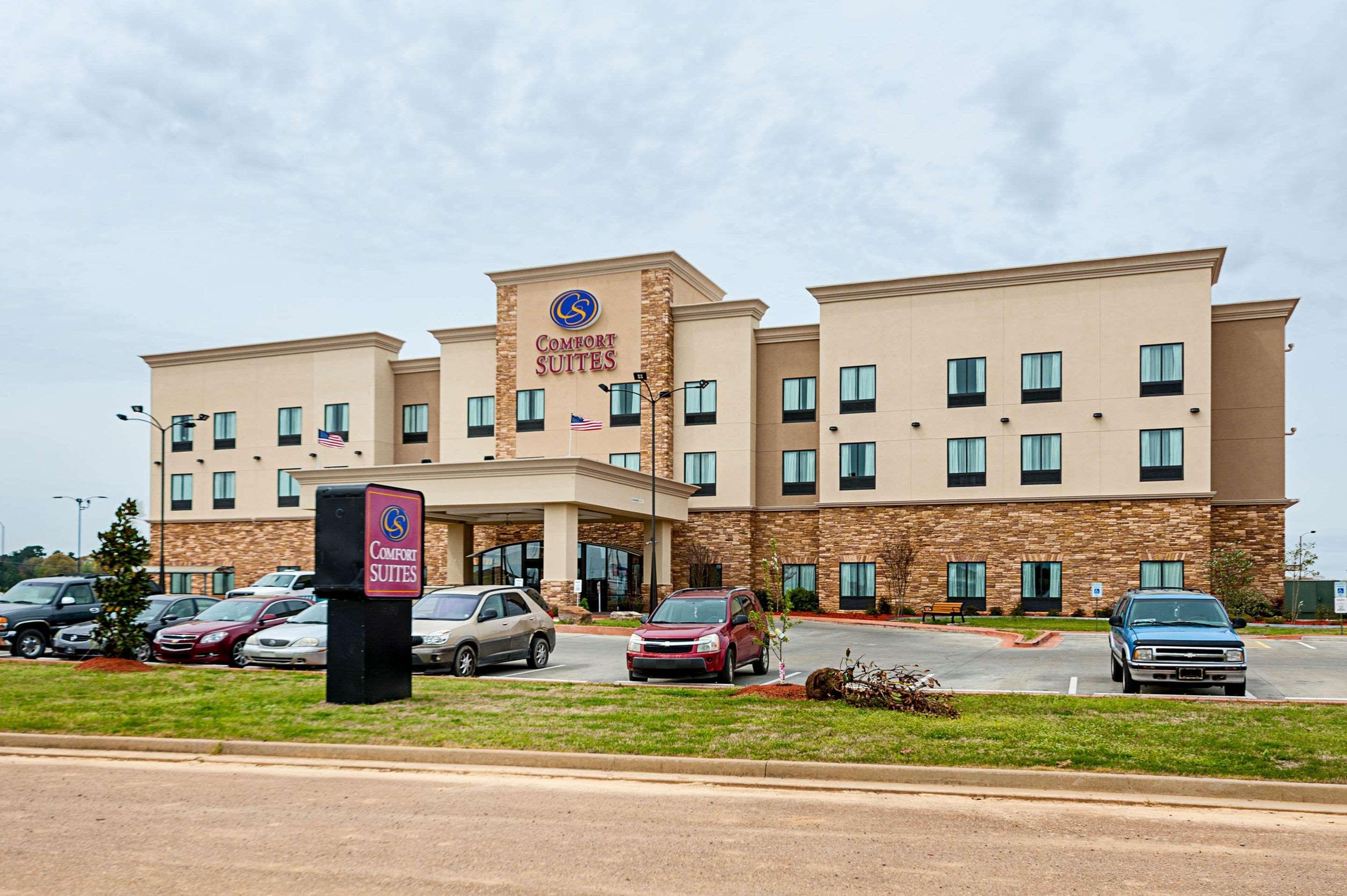 Comfort Suites Batesville Exterior photo